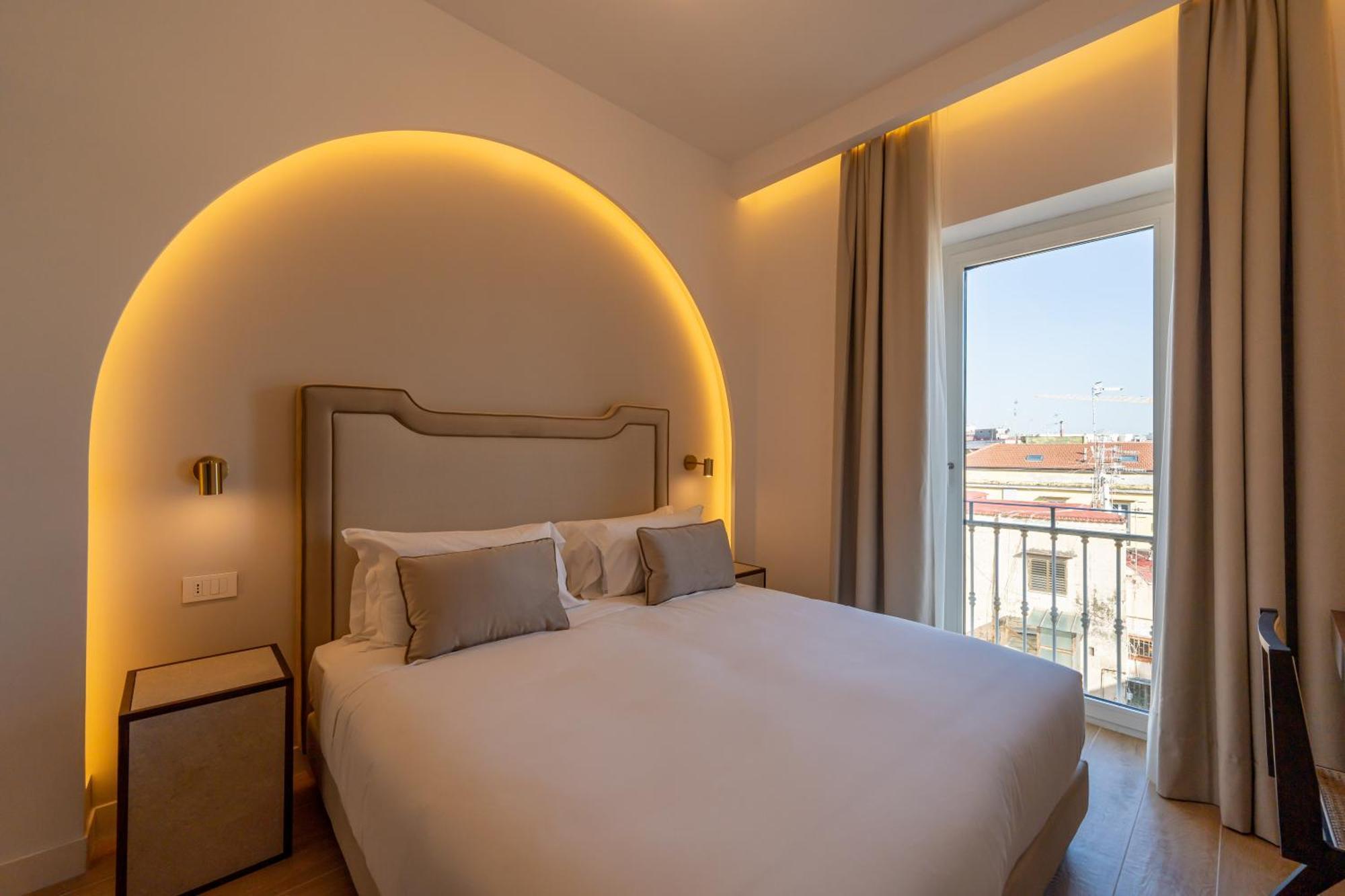 Puro By Unico Relais Hotel เนเปิลส์ ภายนอก รูปภาพ