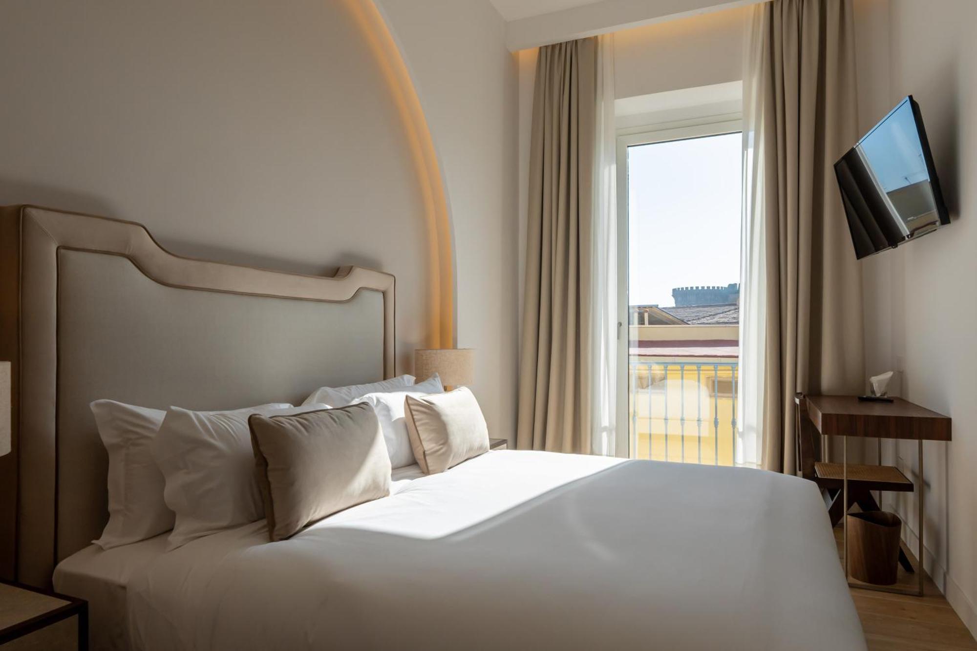 Puro By Unico Relais Hotel เนเปิลส์ ภายนอก รูปภาพ